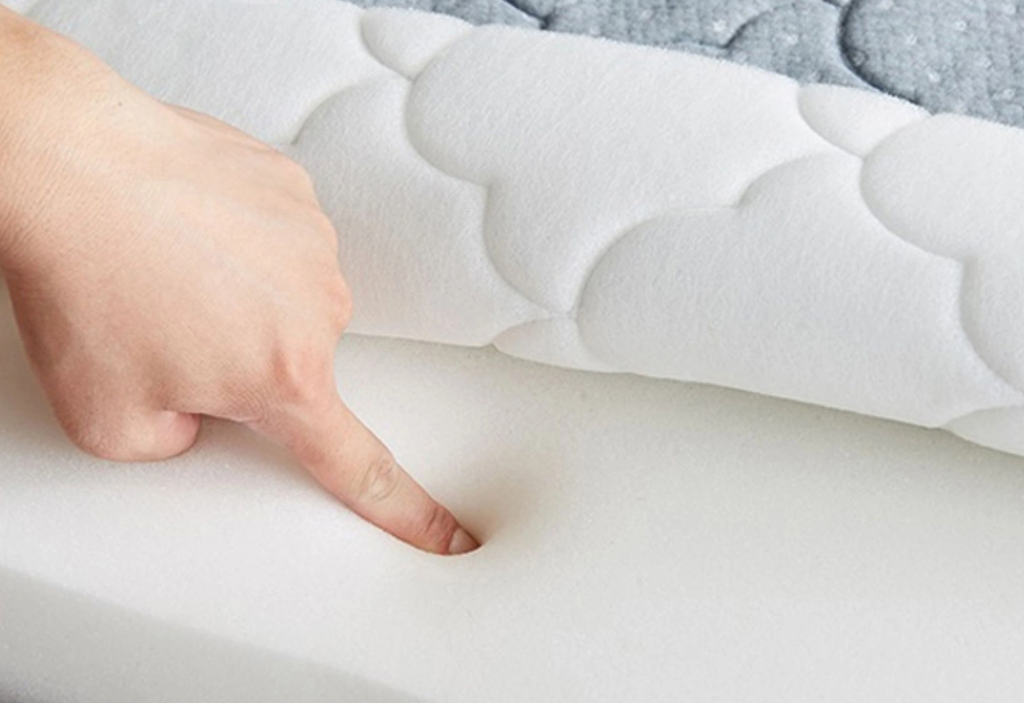 Luxury Knitted Peony Fabric Hybrid Mattress